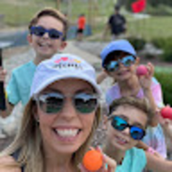 Meet your Posher, Natasha - Picture 1 of 1